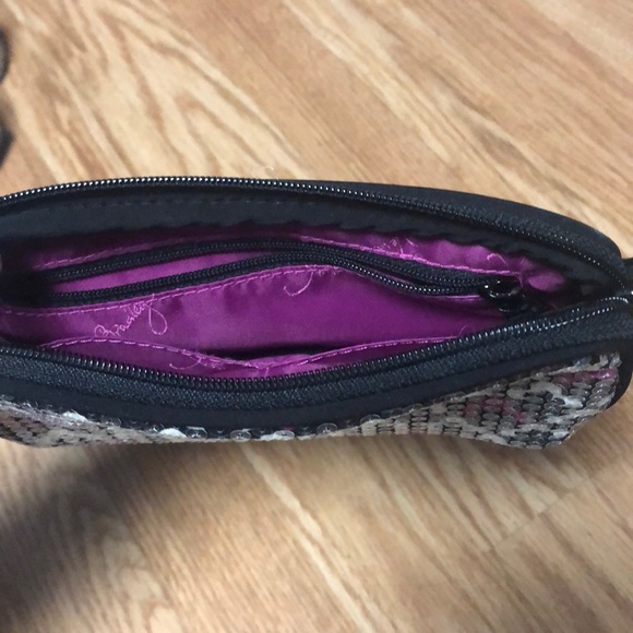 Vera Bradley Wristlet - Picture 3 of 4